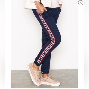 Reebok Classic Joggers with stripe logo print Navy blue Size XS